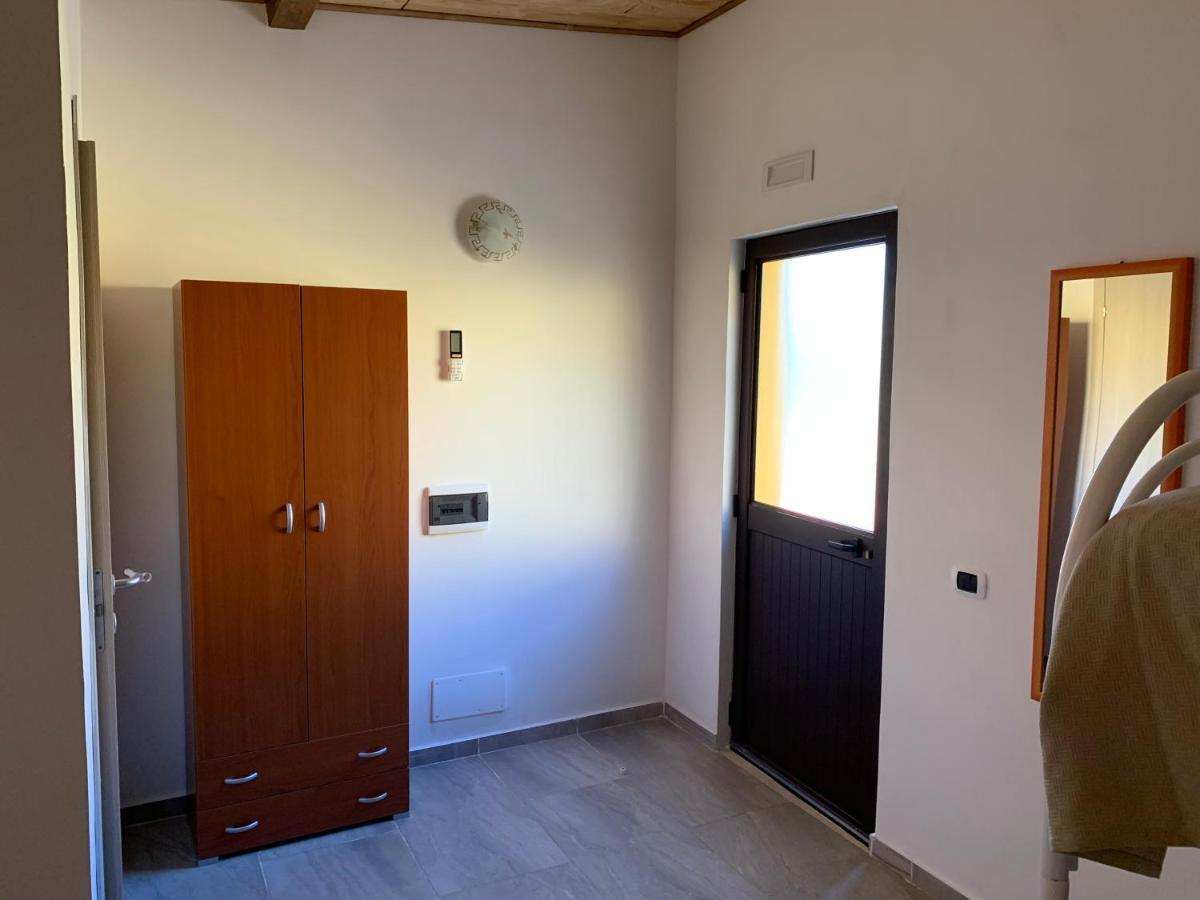 Casa Acito Bed & Breakfast Stornara Exterior foto