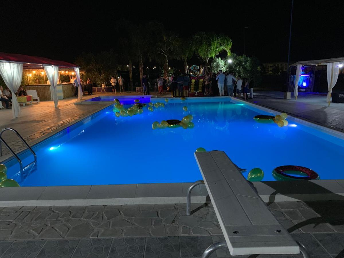 Casa Acito Bed & Breakfast Stornara Exterior foto